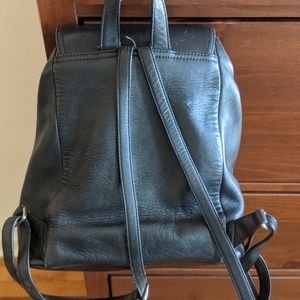 Black vintage Coach mini knapsack